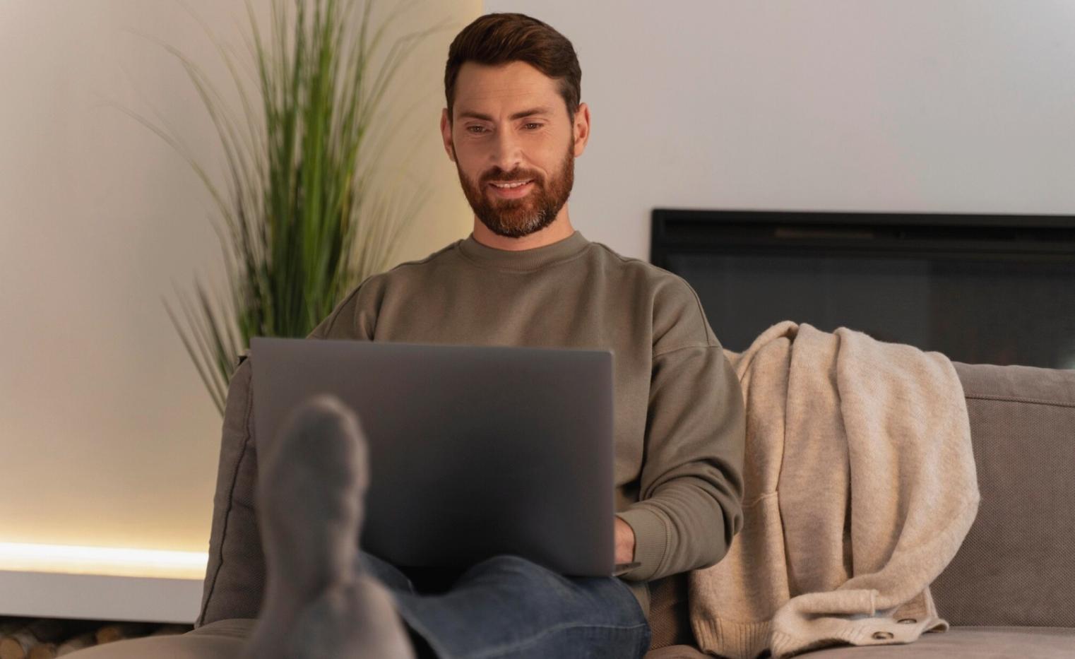 Ambiente di studio collaborativo per l'apprendimento critico